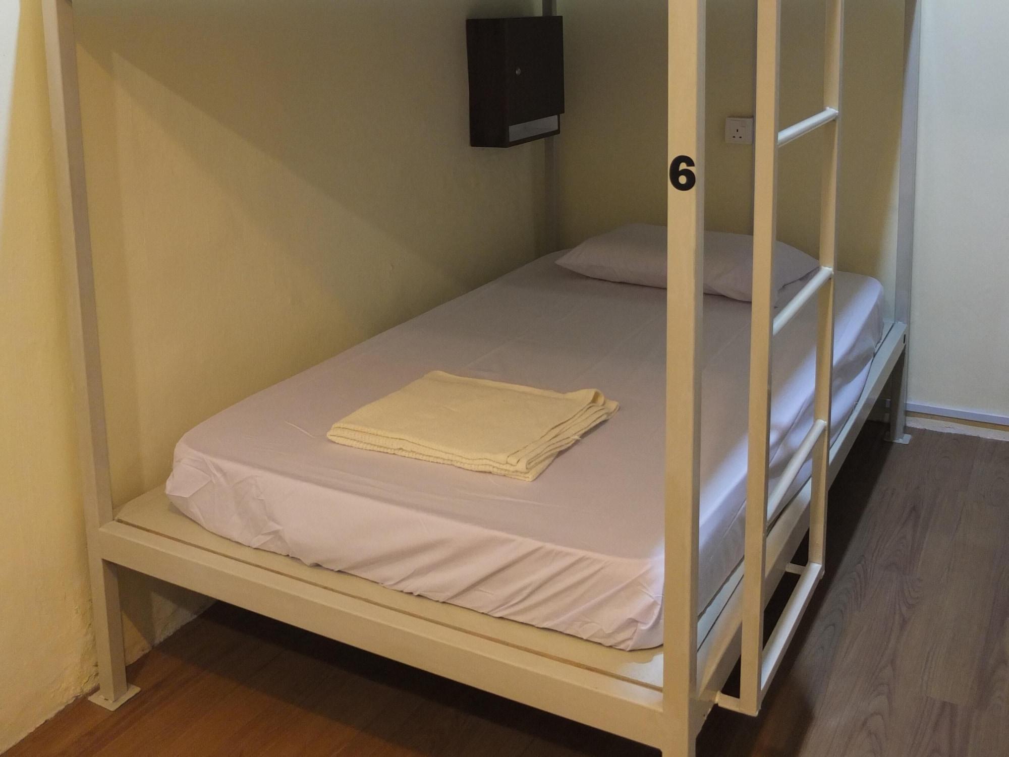 Muntri House By Virtue Hospitality Hotel George Town Buitenkant foto